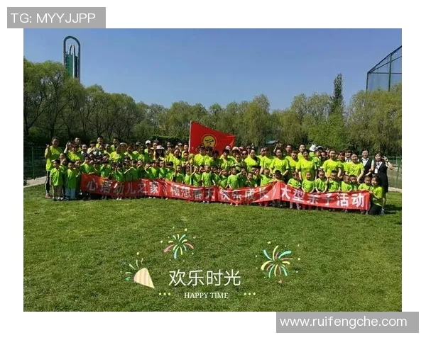 舒适与时尚兼具的休闲泳装穿搭指南让你畅享夏日清凉与自信魅力