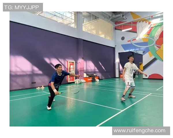 羽毛球的魅力：深入剖析杭州羽毛球队的灵活战术与训练秘诀