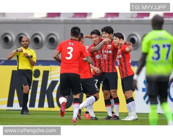 杭州篮球队杯赛精彩配合点评展现团队默契与战术执行力 杭州篮球队杯赛精彩配合点评展现团队默契与战术执行力