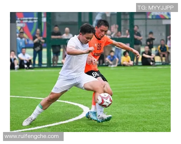 成都足球队精彩配合展现团队精神与战术默契的全面分析