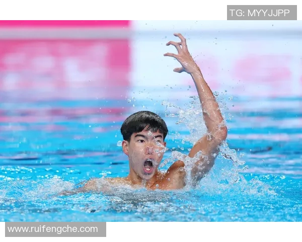 游泳界传奇人物的成长故事与成就分析：从池畔到世界巅峰